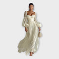 Rochie maxi vaporos cu linie romantică
