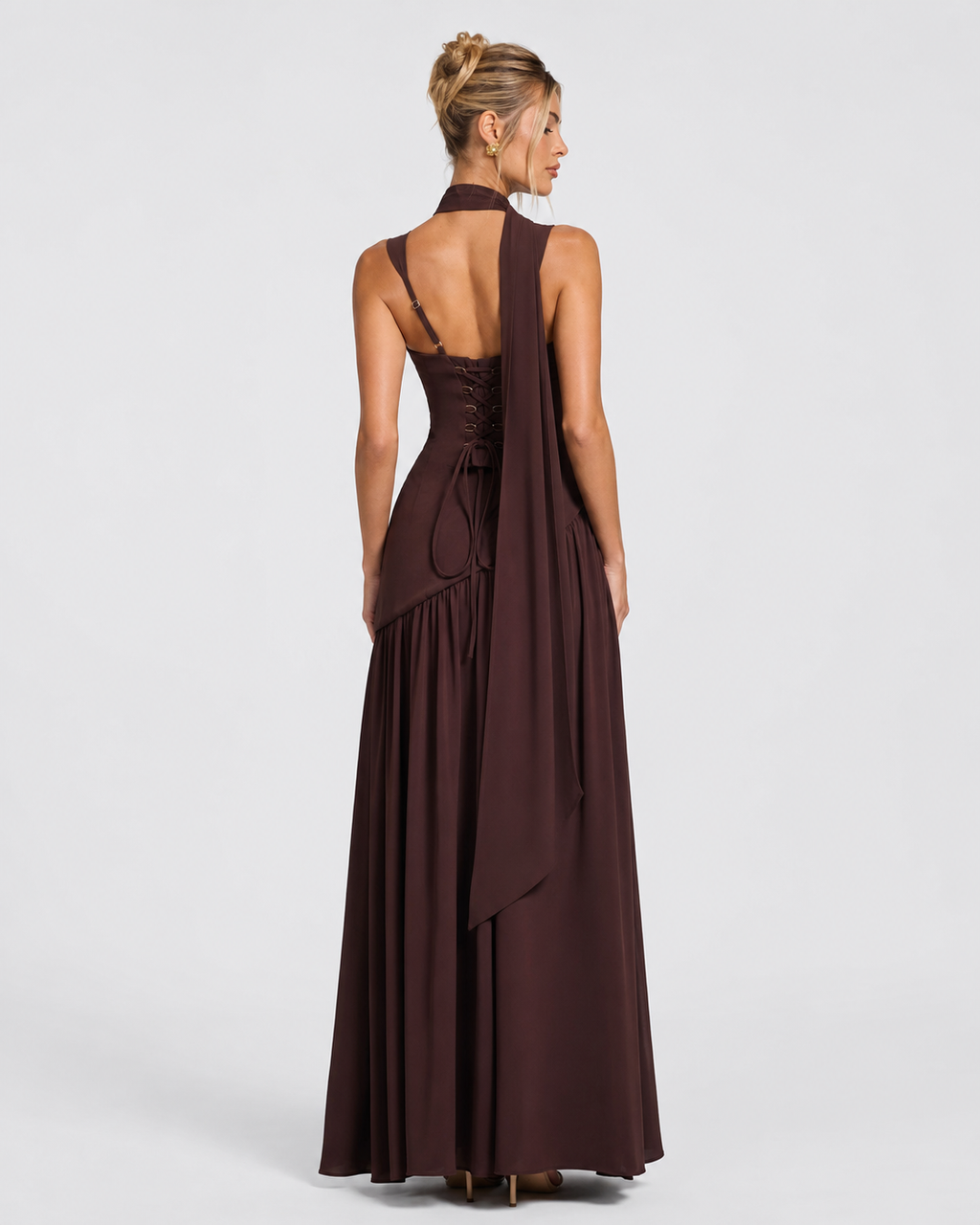 Aria - Rochie elegantă cu crăpătură