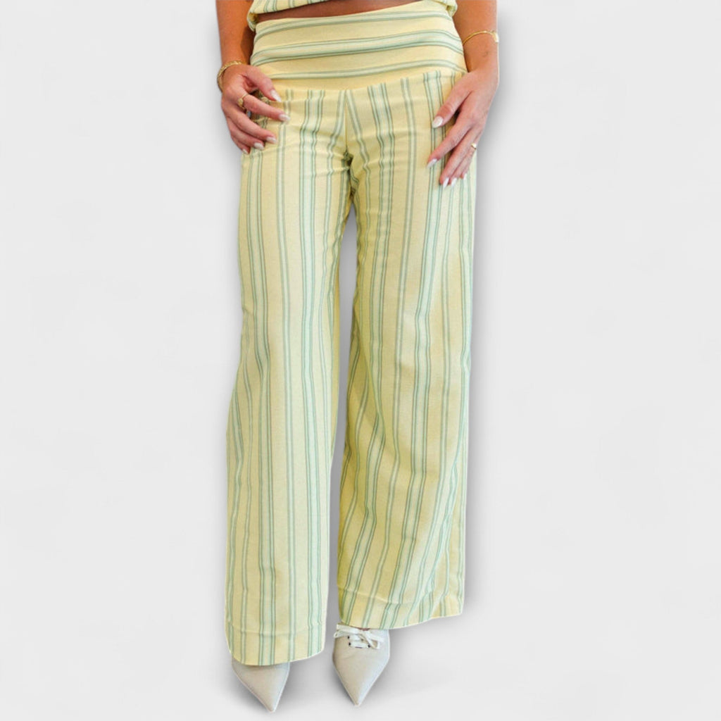 Anastasia - Compleu clasic cu pantaloni în dungi