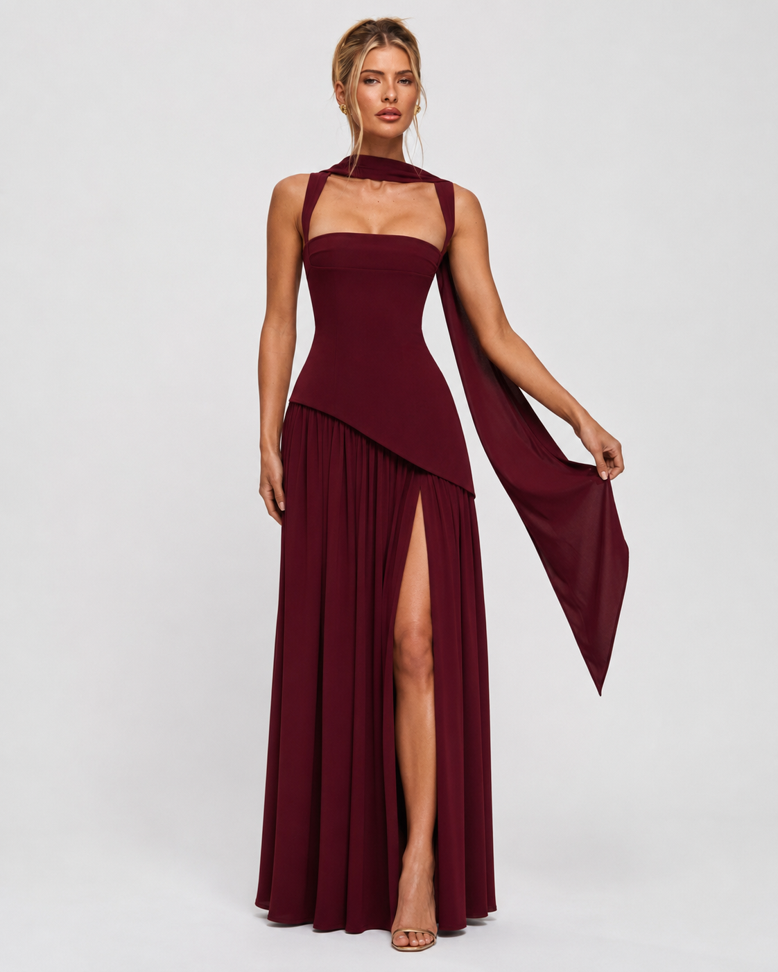 Aria - Rochie elegantă cu crăpătură