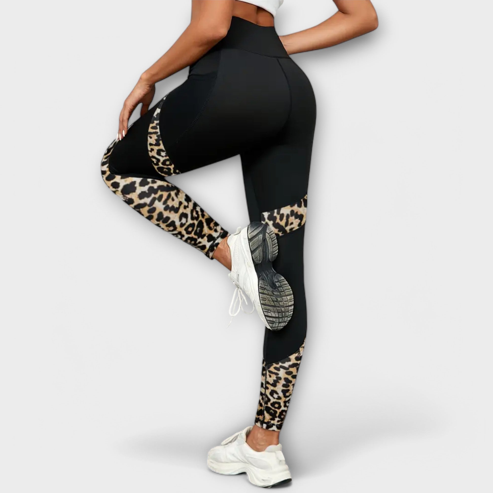 Pantaloni de antrenament cu talie înaltă și model leopard