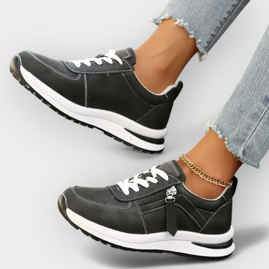 Adidasi anatomici cu stil