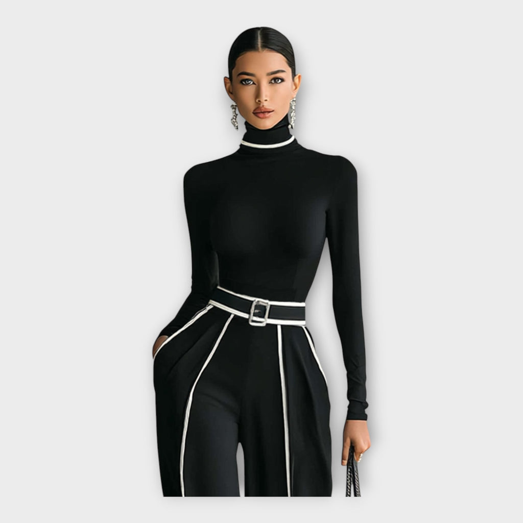 Salopetă elegantă cu estetică minimalistă