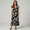Thetis - Rochie cu detalii subtile