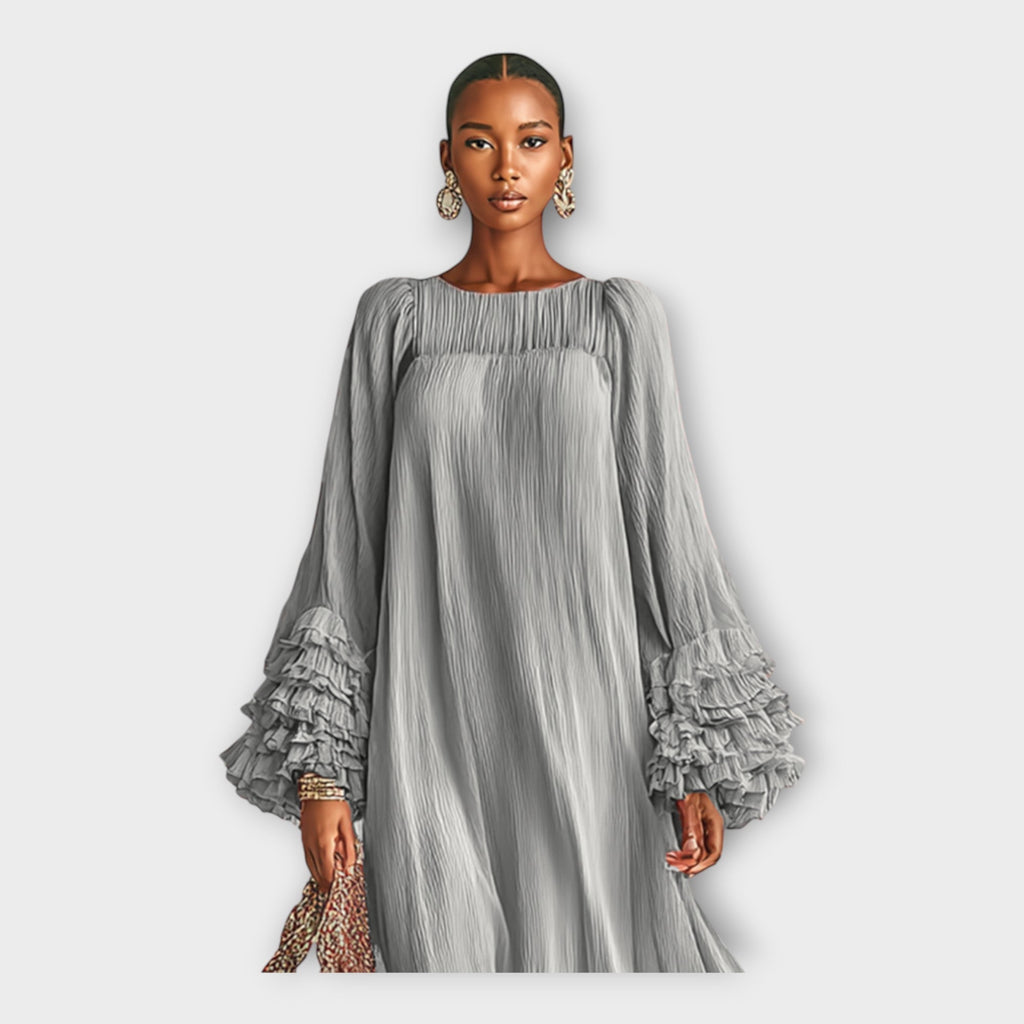 Rochie lungă etereală cu detalii elegante