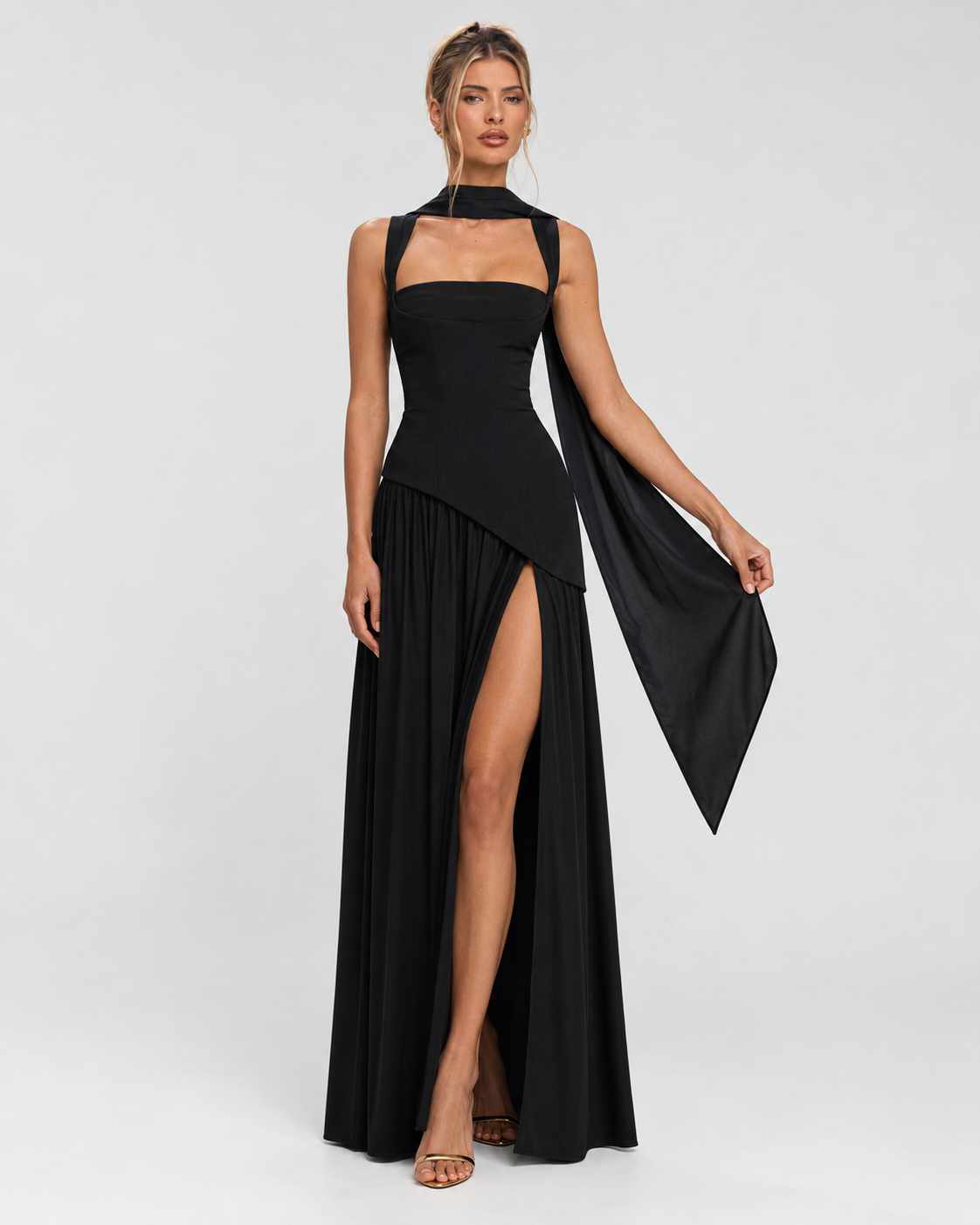 Aria - Rochie elegantă cu crăpătură