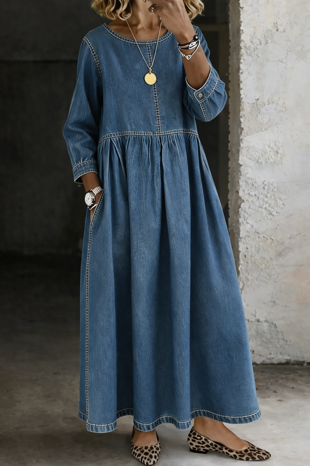 Melissa™ | Rochie din denim cu decolteu rotund și mâneci lungi