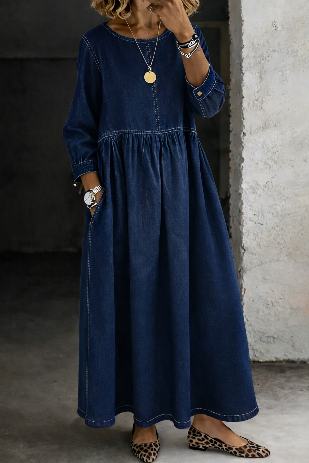 Melissa™ | Rochie din denim cu decolteu rotund și mâneci lungi