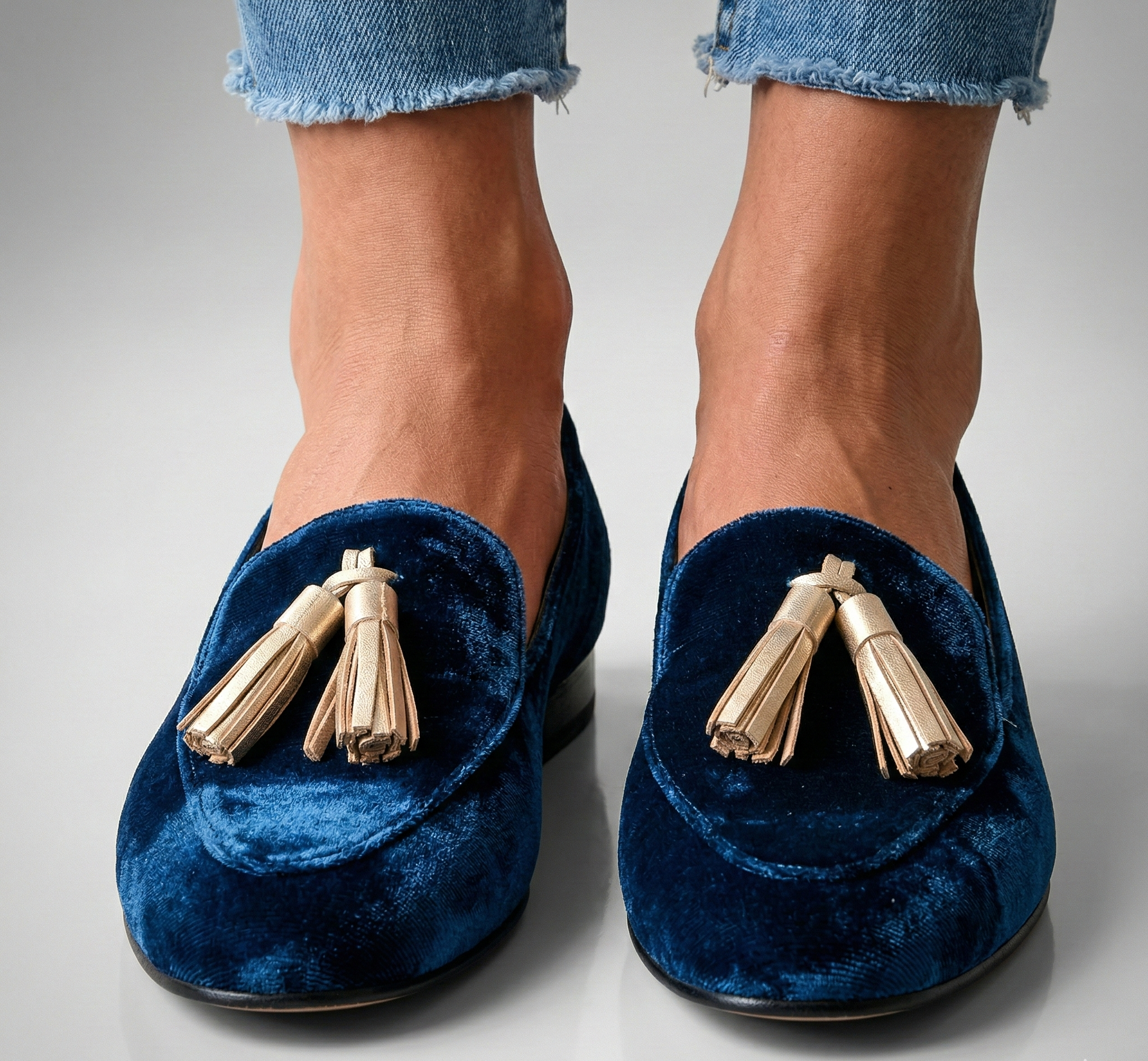 Anna - Mocasini Clasici cu Pomponeți