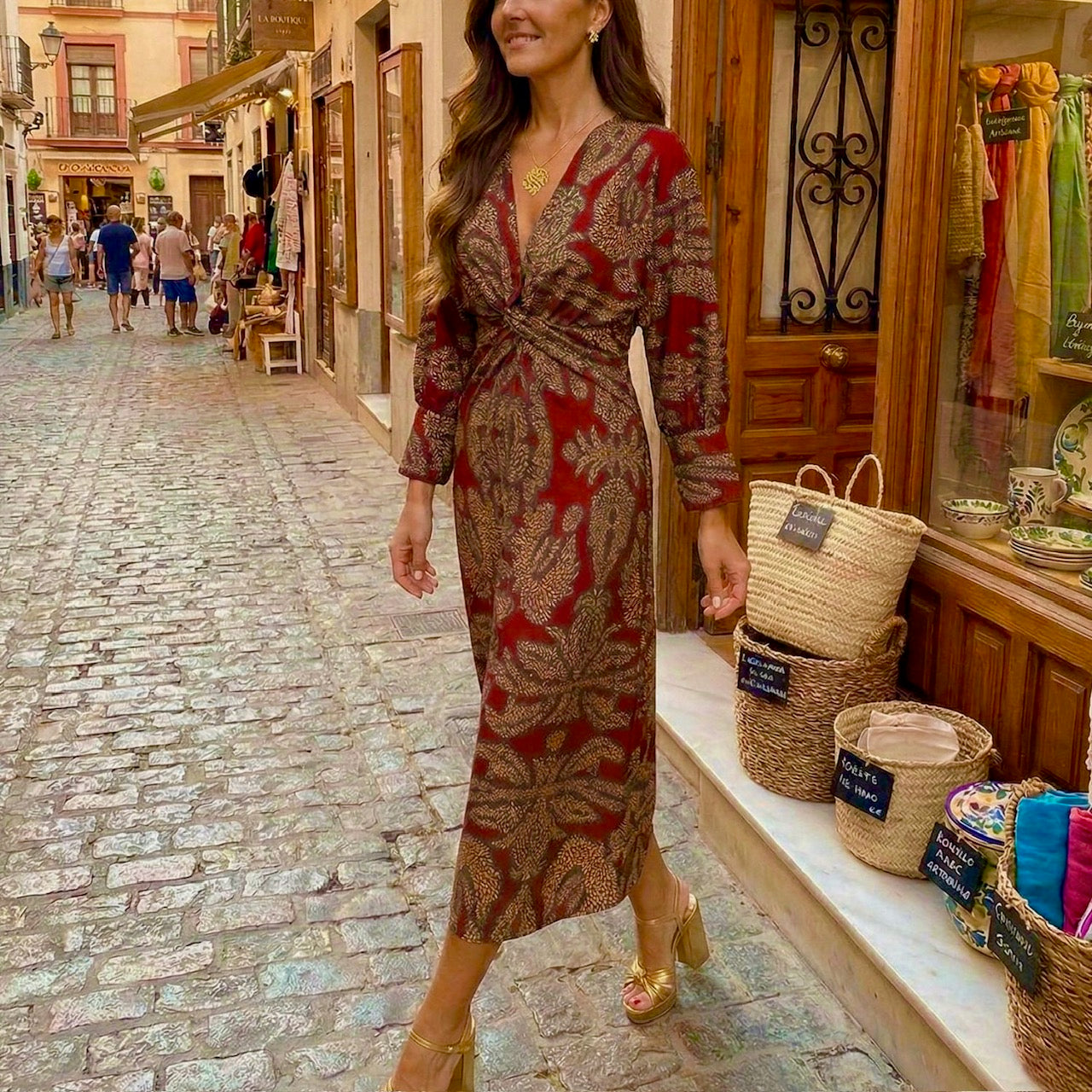 Isadora™ – Rochie Midi Elegantă cu Un Model de Farmec Atemporal