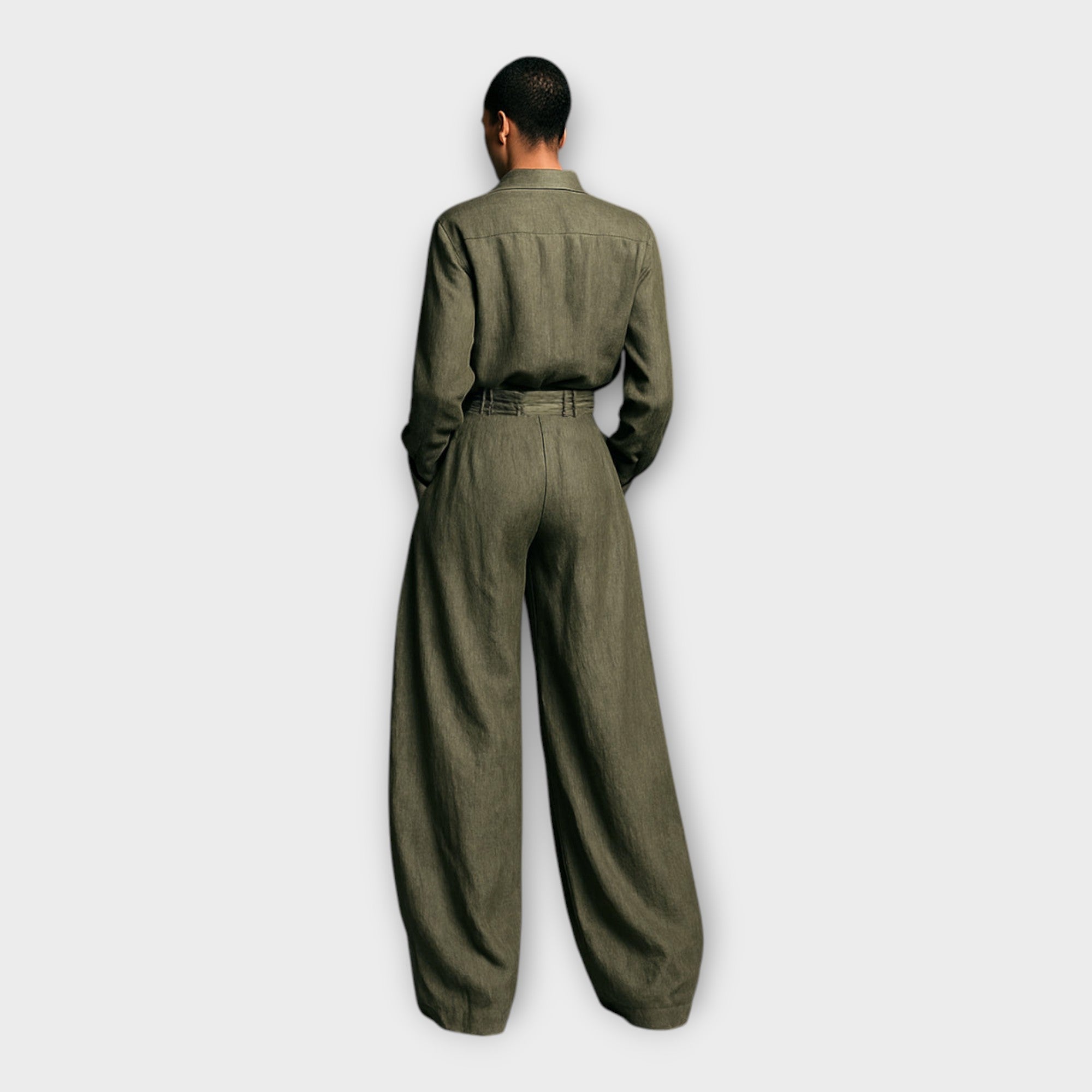Cămașă și pantaloni cu eleganță fără efort
