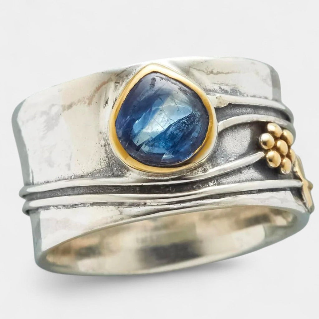 Alexandra - Inel vintage elegant din argint cu safir albastru