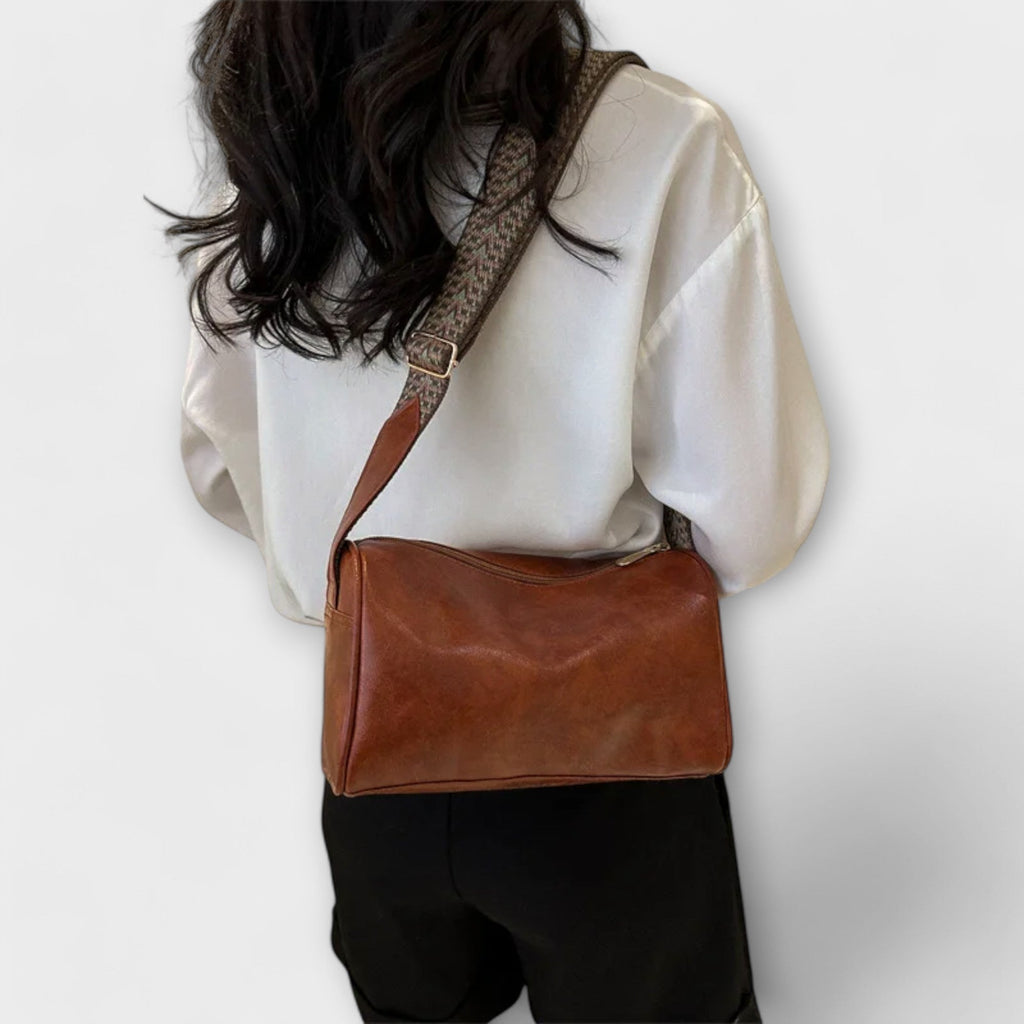 Geantă Crossbody Retro