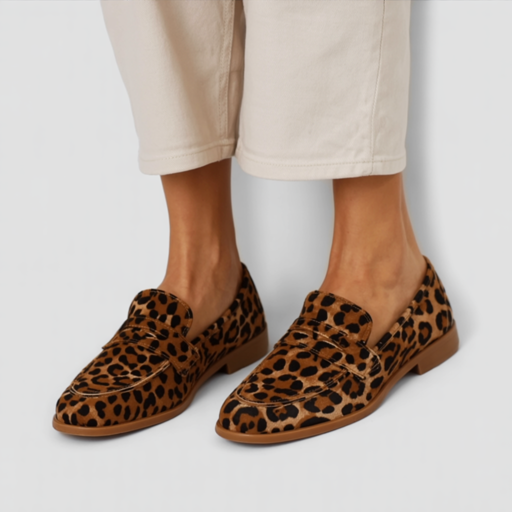 Ghete moi Georgia cu model leopard