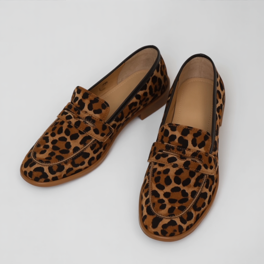 Ghete moi Georgia cu model leopard