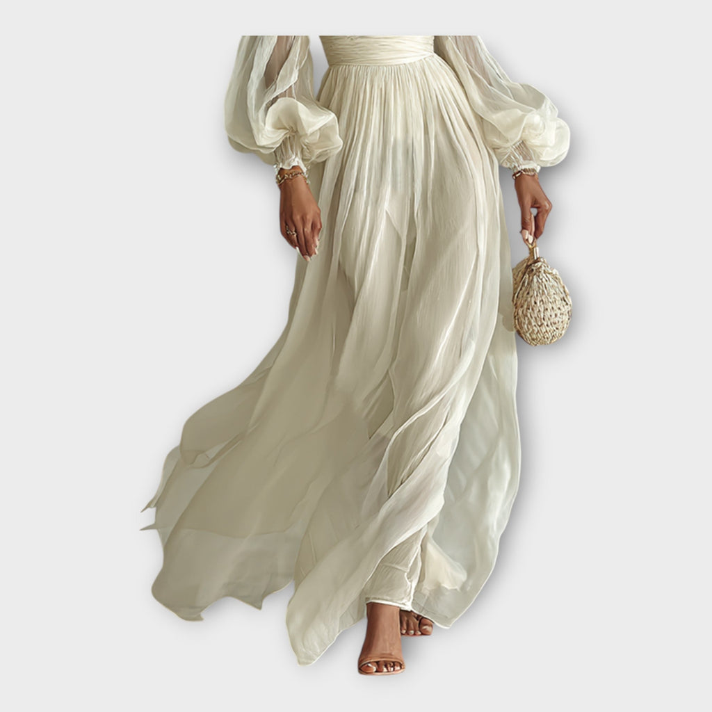 Rochie maxi vaporos cu linie romantică