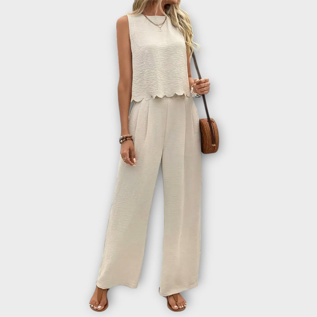 Valeria - Vestă cu petale și pantaloni lungi