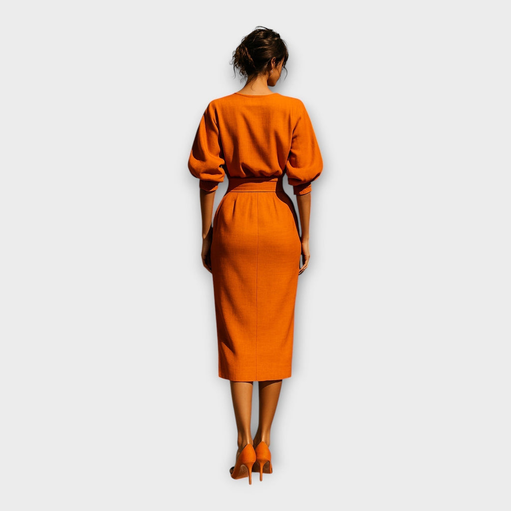 Rochie elegantă cu design rafinat și estetică minimalistă