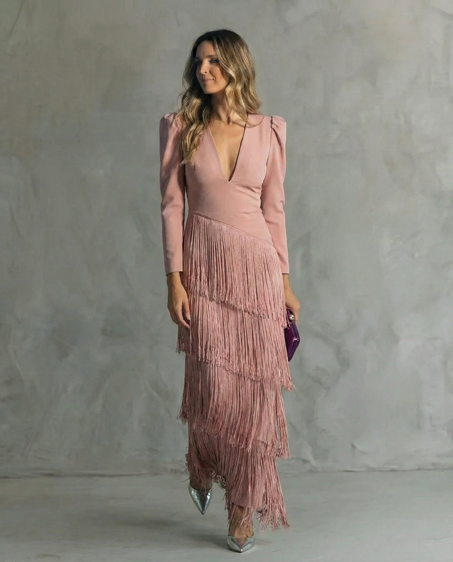 Clara · Rochie elegantă cu mâneci cu franjuri